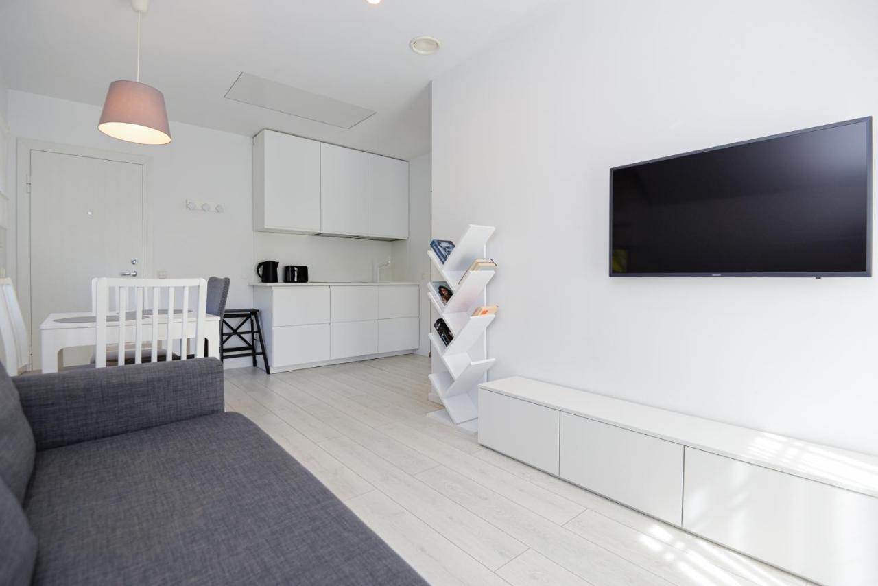 Apartment Amber White Nido Extérieur photo