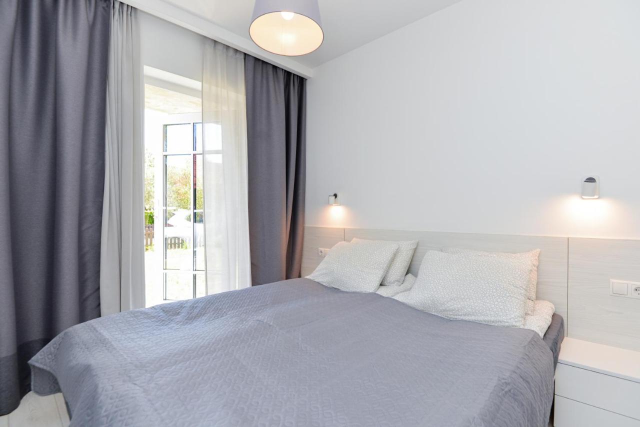 Apartment Amber White Nido Extérieur photo